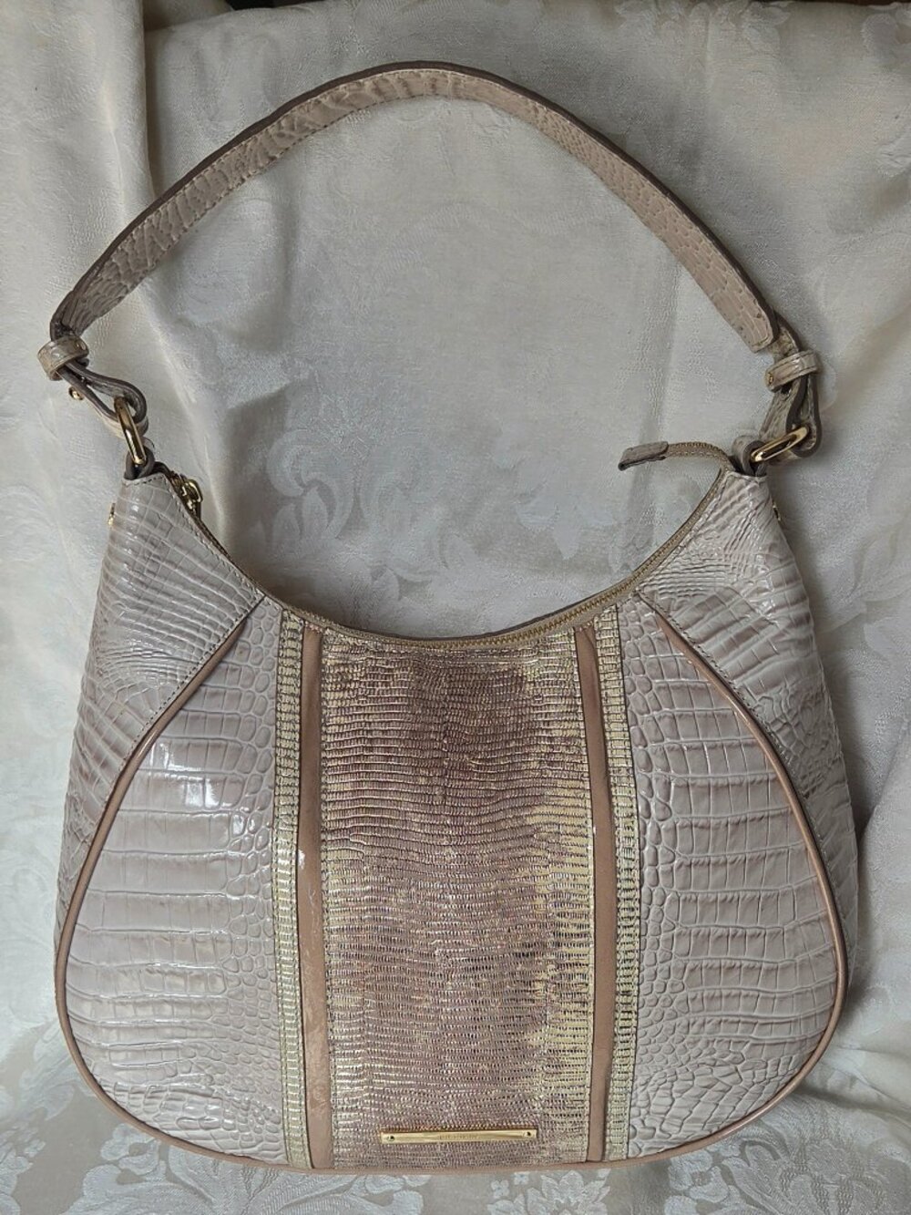 Brahmin Shoulder Bag - Cream/Tan color Great condition